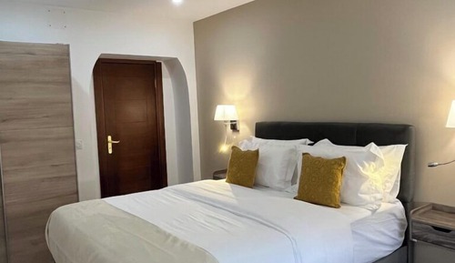 Family Apartment, Patio, City View