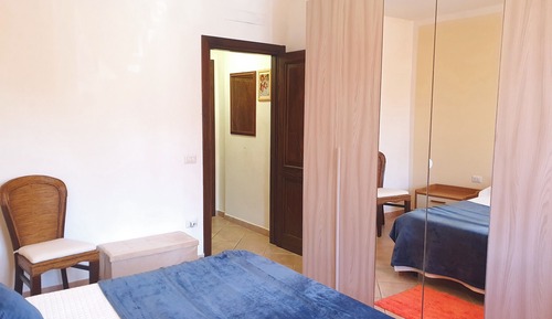 Comfort Apartment, Hill View