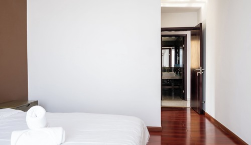 Family Apartment, City View