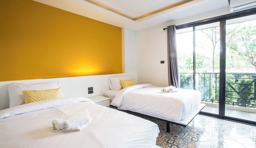 Deluxe Twin Room, City View