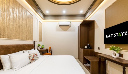 Superior Room with Bathtub