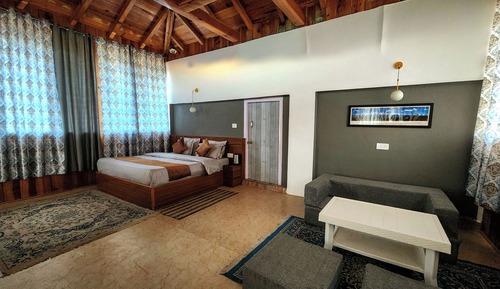 Luxury Double Room, Balcony, Mountain View