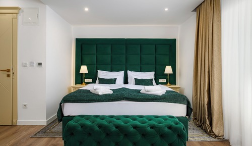 Deluxe Double Room, City View