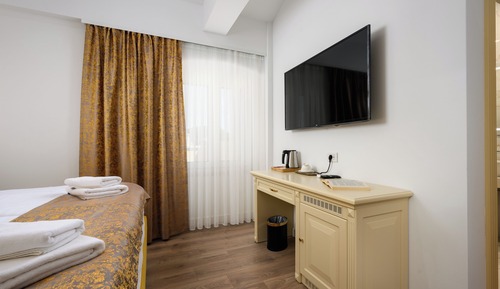 Superior Double Room, Courtyard View