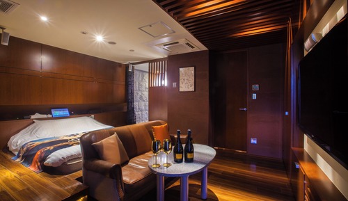 Premier Single Room, Smoking