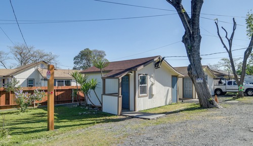 Apartment (0 Bedroom)