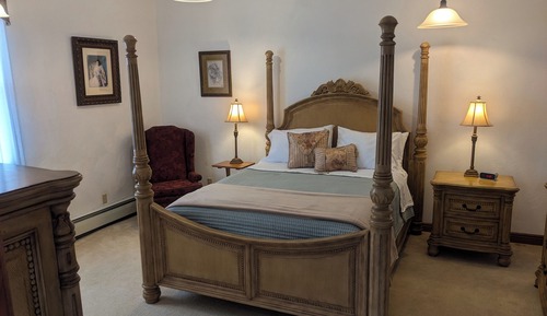 Room, 1 Queen Bed, Non Smoking, Private Bathroom