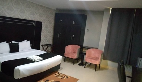 Executive Room