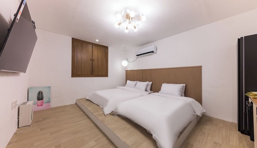 Luxury Twin Room