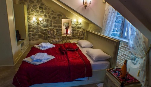 Deluxe Studio Suite, Sea View