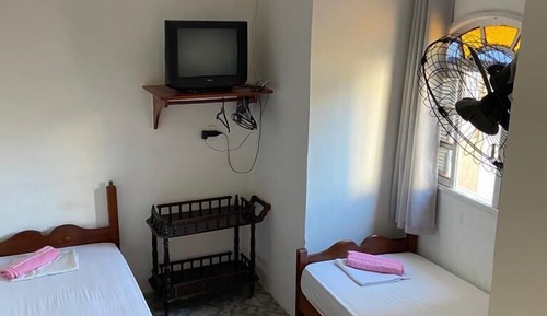 Basic Twin Room, 2 Twin Beds, Non Smoking, Housekeeping