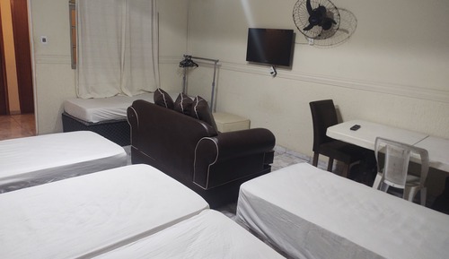 Family Room, Multiple Beds, Non Smoking, Shared Bathroom
