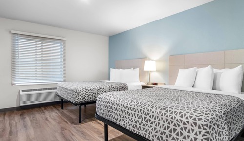 Suite, 2 Queen Beds, Non Smoking