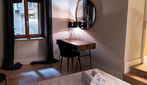 Family Apartment, City View