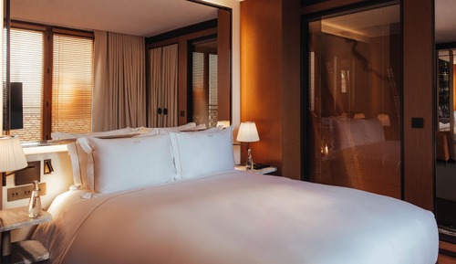 Two Connecting Family Rooms