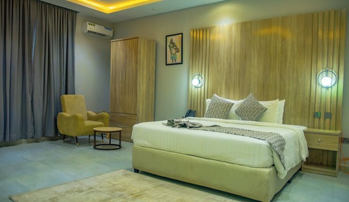 Deluxe Room, City View