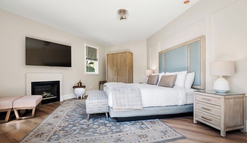 Luxury Studio Suite, 1 King Bed, Patio