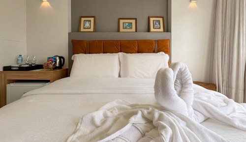 Deluxe Double or Twin Room, Garden View