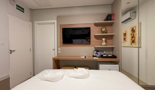 Deluxe Double or Twin Room, Garden View