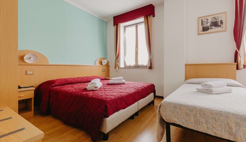 Classic Quadruple Room