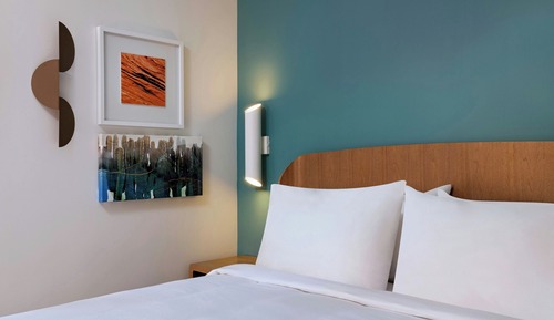 Suite, 1 King Bed with Sofa bed, Non Smoking