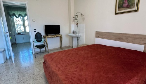 Classic Double or Twin Room, Balcony, Garden View