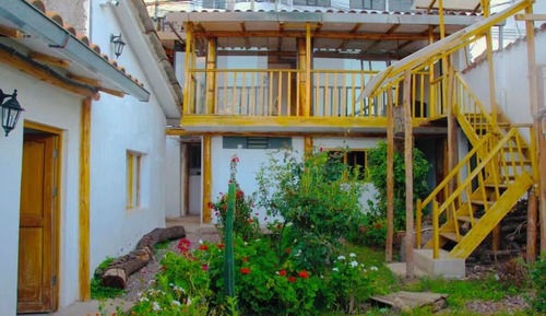 Classic Double Room, 1 Queen Bed, Smoking, Courtyard View