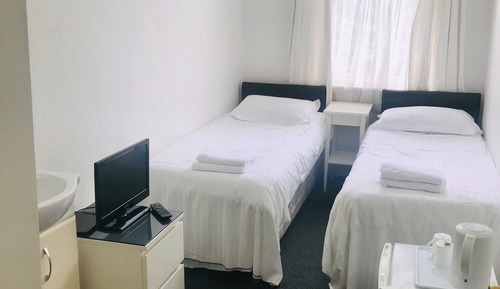 Basic Twin Room