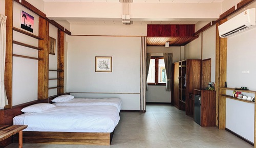Signature Twin Room, Beach View