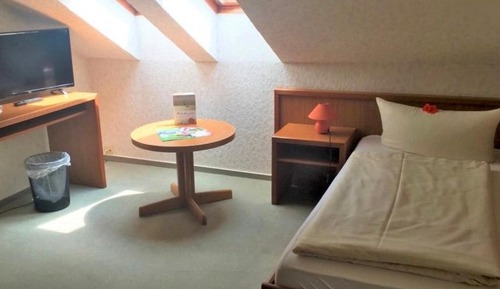 Classic Double Room, Lake View