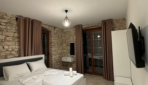 Superior Double Room, City View