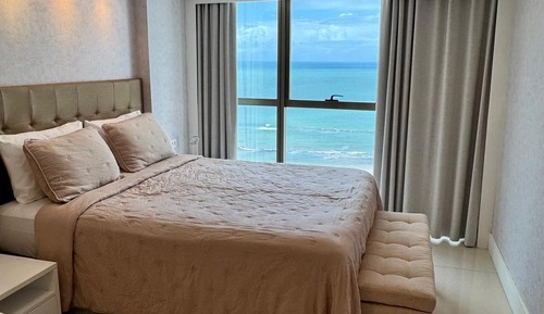 Deluxe Apartment, Beach View