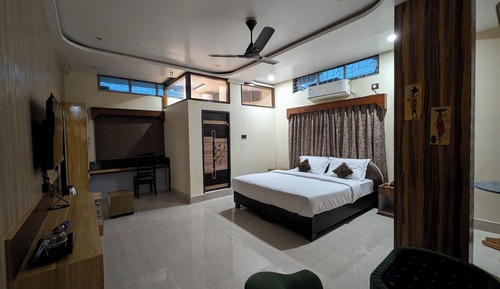 Luxury Studio Suite, City View