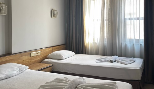 Grand Quadruple Room, Balcony