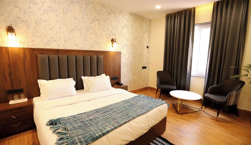 Premium Room