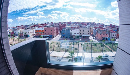 Single Room, Balcony, City View