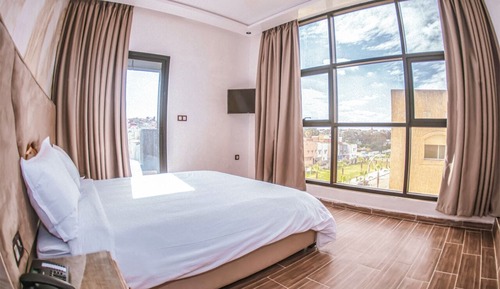 Family Suite, Balcony, City View