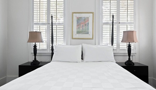Deluxe Room, 1 Queen Bed
