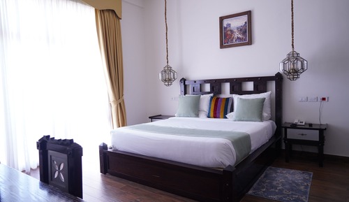 Standard Single Room, Lake View