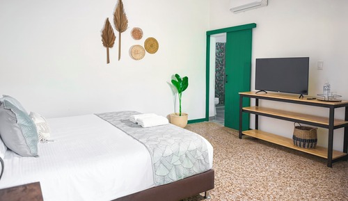 Deluxe Double Room, Courtyard View