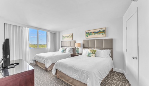 Family Condo, Beach View