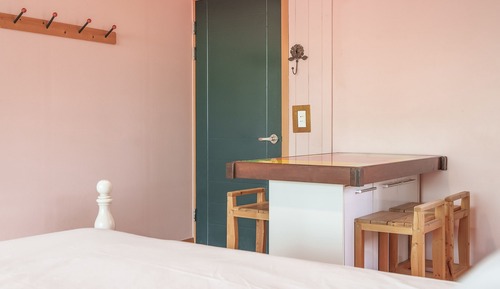 Basic Room, 1 Bedroom (Molly)