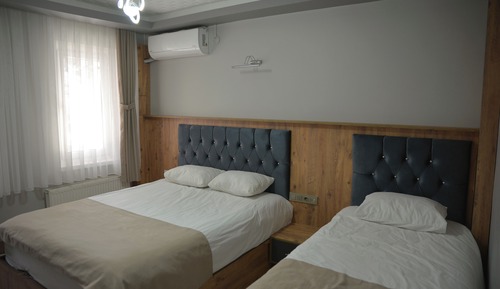 Classic Twin Room, Balcony, City View