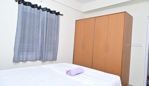 Comfort Apartment, 2 Bedrooms, Balcony, City View