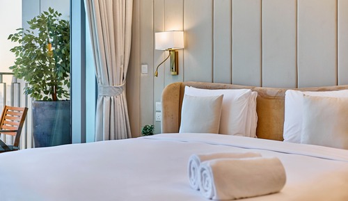 Luxury Apartment, City View