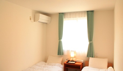 Business Double Room, 2 Twin Beds, Non Smoking, Courtyard Area