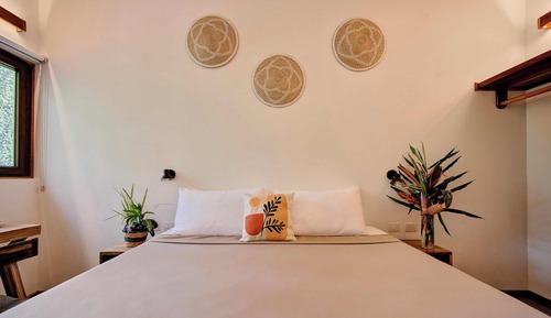 Deluxe Apartment, Garden View