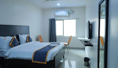 Luxury Double Room, City View