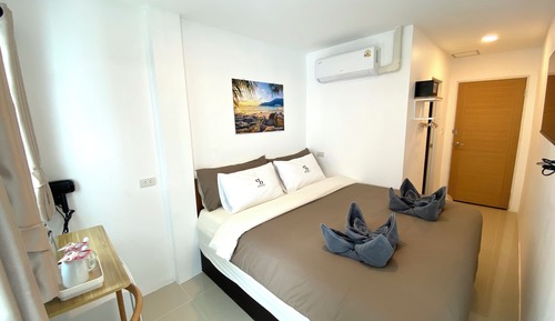 Deluxe Single Room, Balcony, City View
