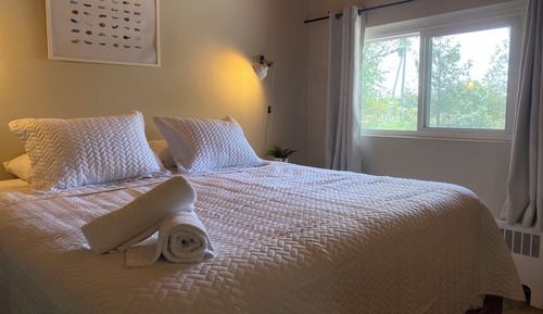 Superior Apartment, Kitchen, Pool View